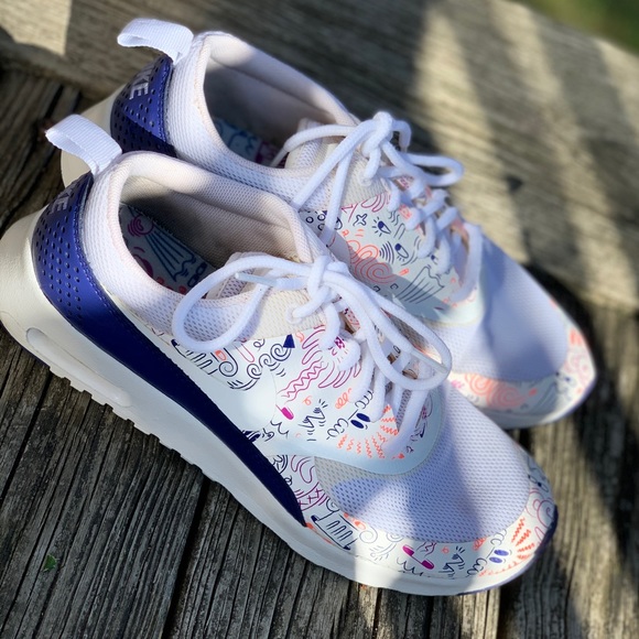 Nike Air Max Thea - Picture 2 of 5